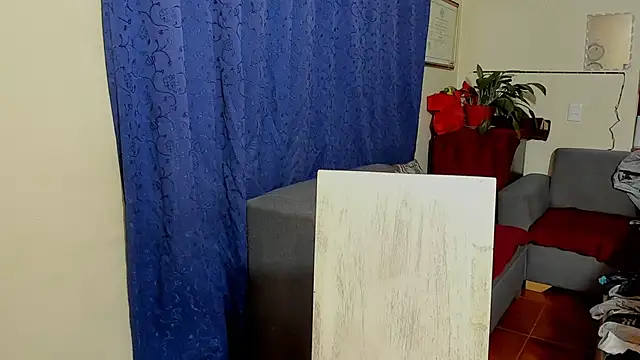 emma luxy online show from September 30, 2025, 11:43 pm