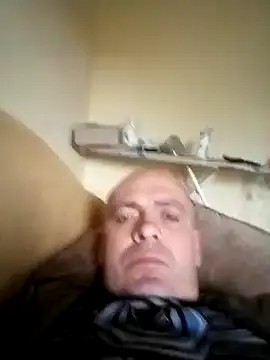 Robertvirt online show from September 23, 2025, 2:31 pm