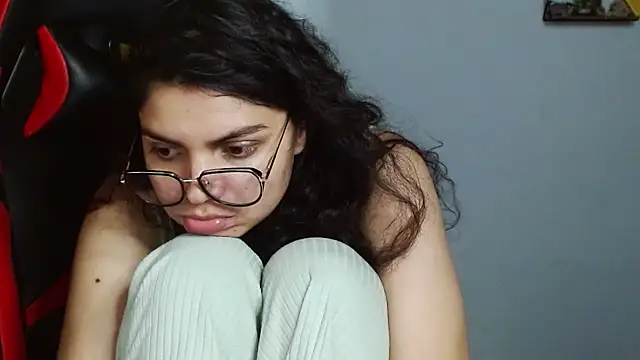 Nikkykora15 online show from January 10, 2025, 12:38 am