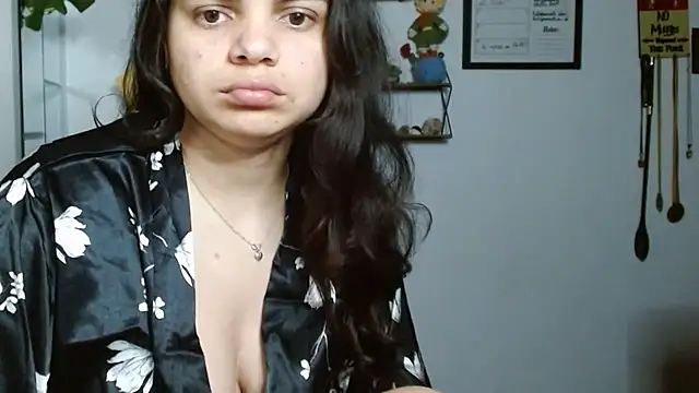 Nikkykora15 online show from November 2, 2025, 12:24 am