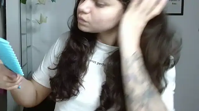 Nikkykora15 online show from November 20, 2025, 10:42 pm