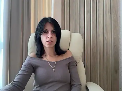 InjaAtHome online show from September 22, 2025, 5:42 am