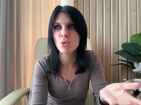 InjaAtHome online show from October 27, 2025, 12:42 pm