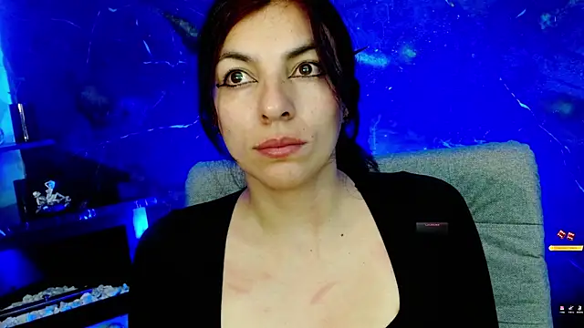 Snapshot of julieth_sex1 chatting on June 7, 2026, 8:51 am julieth sex1 online show from June 7, 2026, 8:51 am