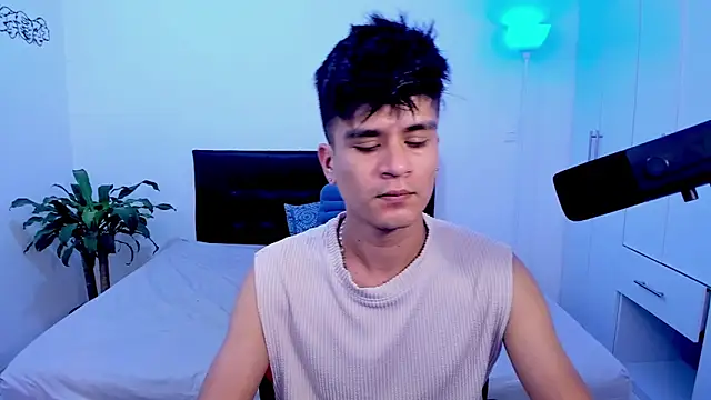 Eiden allenx online show from January 28, 2025, 1:49 pm