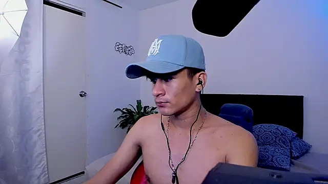 Eiden allenx online show from February 7, 2025, 4:06 am