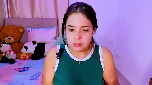 Snapshot of _alicia_z chatting on March 3, 2026, 8:20 am alicia z online show from March 3, 2026, 8:20 am