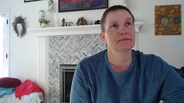 AuroraWillows online show from April 4, 2026, 4:26 pm