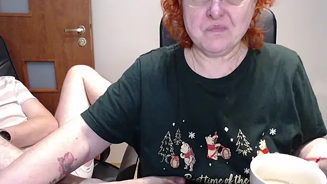 JoannaAndNeighbour online show from December 27, 2024, 2:12 pm