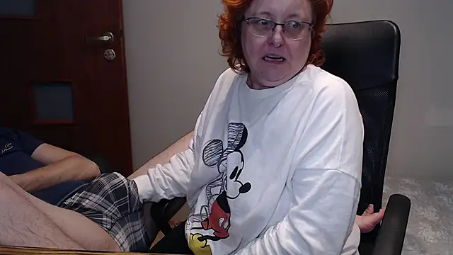 JoannaAndNeighbour online show from February 6, 2025, 5:30 pm