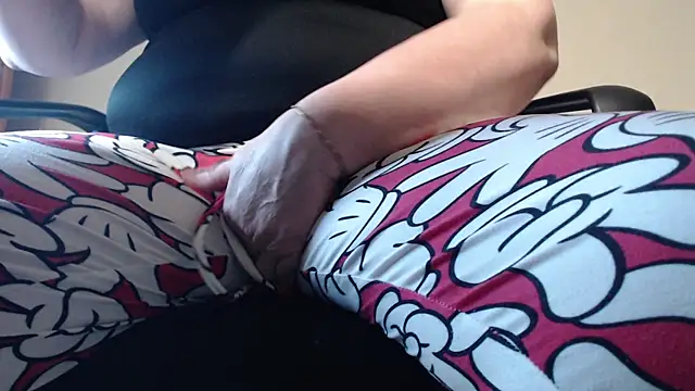 JoannaAndNeighbour online show from March 7, 2025, 1:51 pm