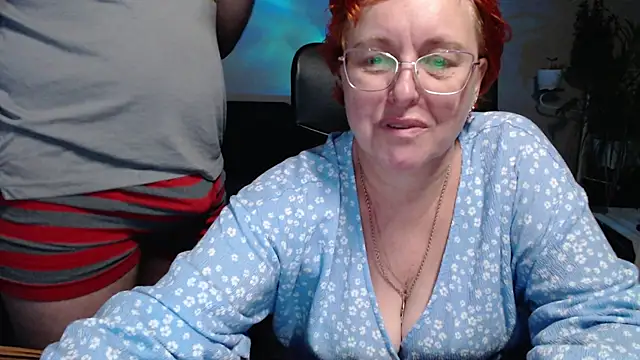 JoannaAndNeighbour online show from November 15, 2025, 9:17 am