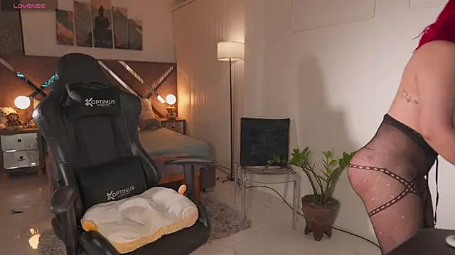 Snapshot of KateOwens chatting on February 15, 2026, 11:30 am KateOwens online show from February 15, 2026, 11:30 am