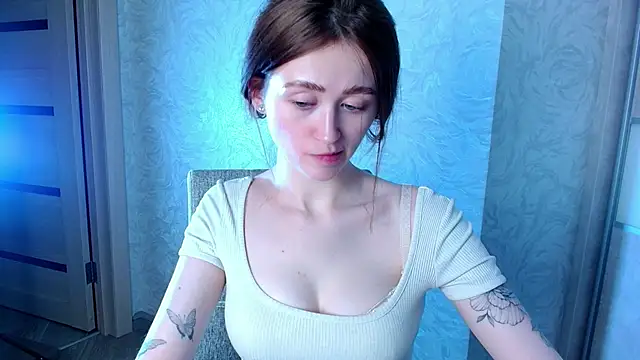 Snapshot of millllina chatting on February 24, 2025, 6:47 pm millllina online show from February 24, 2025, 6:47 pm