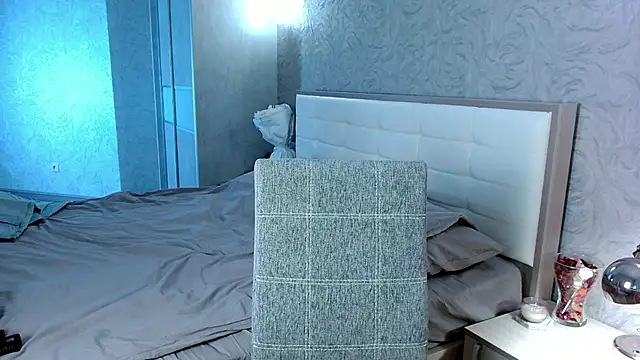 Snapshot of millllina chatting on March 6, 2025, 3:35 pm millllina online show from March 6, 2025, 3:35 pm