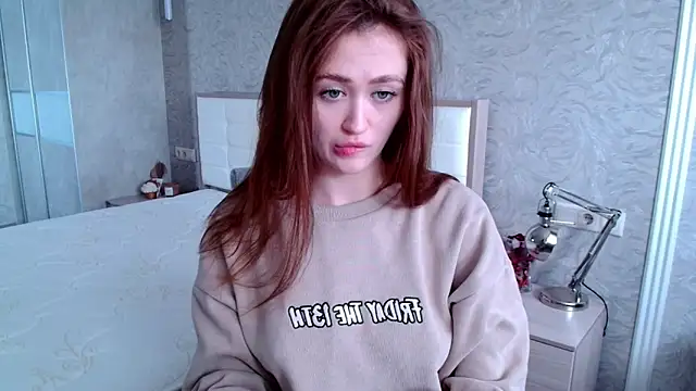 Snapshot of millllina chatting on March 19, 2025, 10:00 am millllina online show from March 19, 2025, 10:00 am