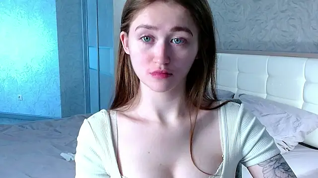 Snapshot of millllina chatting on March 22, 2025, 2:14 pm millllina online show from March 22, 2025, 2:14 pm