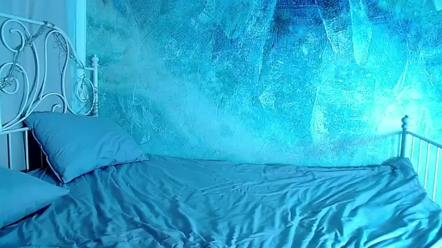 Snapshot of millllina chatting on September 20, 2025, 2:18 pm millllina online show from September 20, 2025, 2:18 pm