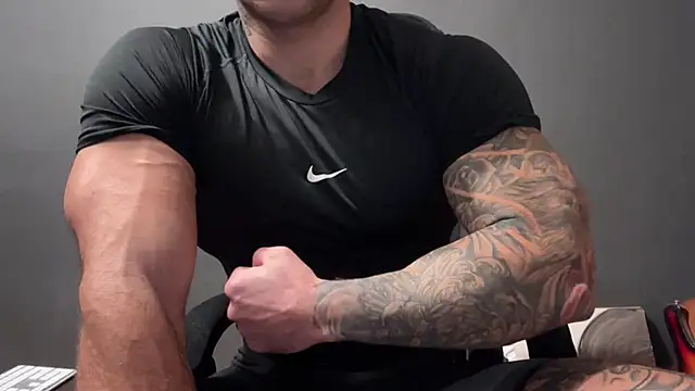 Mr YourGod online show from December 3, 2025, 5:59 am