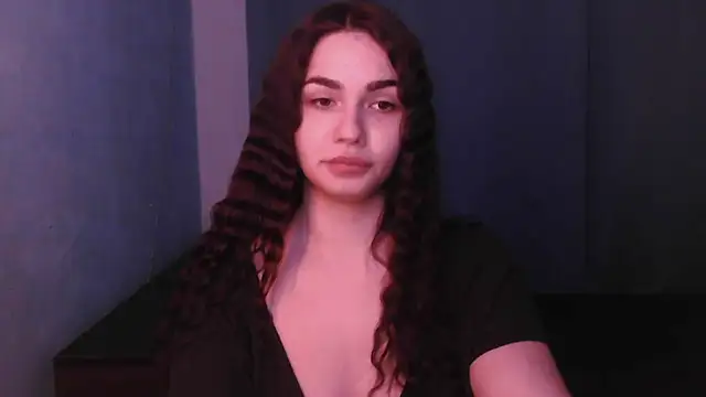 Snapshot of HannahMeid chatting on March 5, 2025, 8:21 pm HannahMeid online show from March 5, 2025, 8:21 pm