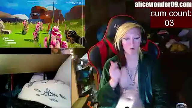 Snapshot of alicewonder09 chatting on January 2, 2025, 10:48 am alicewonder09 online show from January 2, 2025, 10:48 am