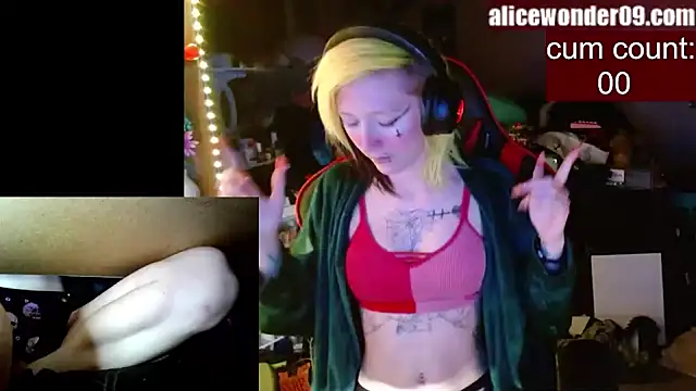 Snapshot of alicewonder09 chatting on January 12, 2025, 5:45 am alicewonder09 online show from January 12, 2025, 5:45 am