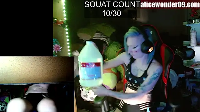 Snapshot of alicewonder09 chatting on February 16, 2025, 5:04 am alicewonder09 online show from February 16, 2025, 5:04 am