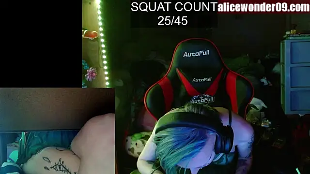 Snapshot of alicewonder09 chatting on February 17, 2025, 5:36 am alicewonder09 online show from February 17, 2025, 5:36 am