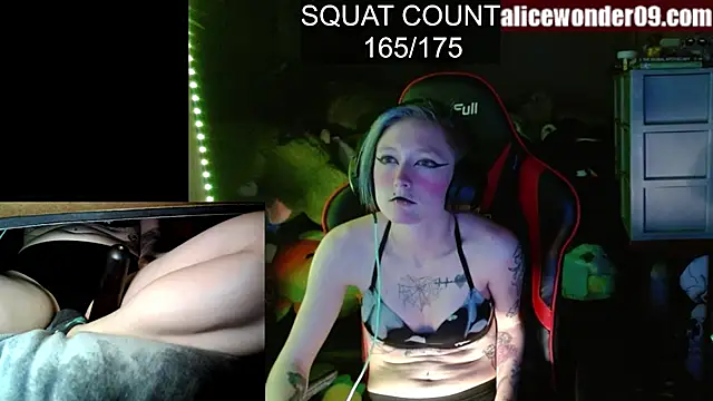 Snapshot of alicewonder09 chatting on March 4, 2025, 5:21 am alicewonder09 online show from March 4, 2025, 5:21 am