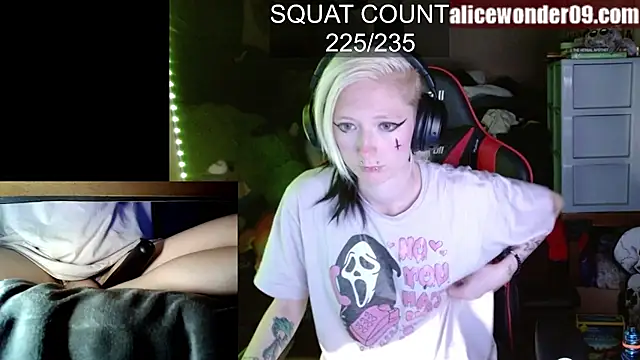 Snapshot of alicewonder09 chatting on March 17, 2025, 3:14 am alicewonder09 online show from March 17, 2025, 3:14 am