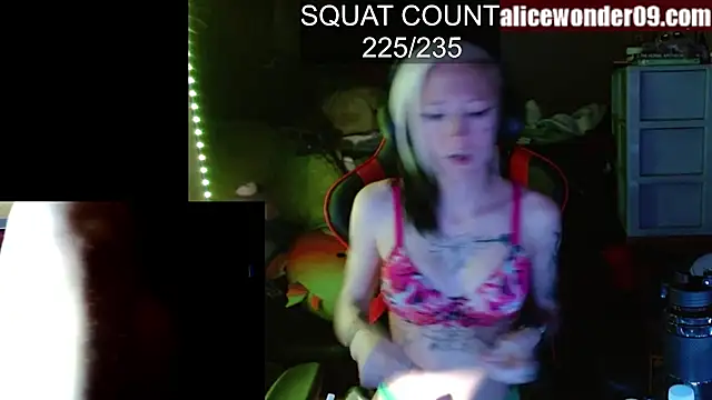 Snapshot of alicewonder09 chatting on March 19, 2025, 2:59 am alicewonder09 online show from March 19, 2025, 2:59 am