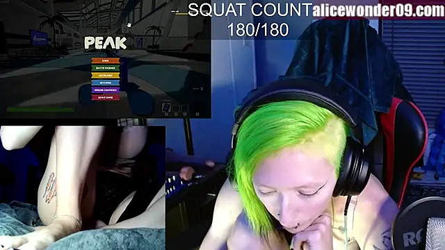 Snapshot of alicewonder09 chatting on October 1, 2025, 4:40 am alicewonder09 online show from October 1, 2025, 4:40 am