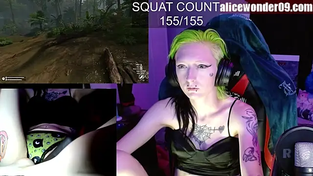 Snapshot of alicewonder09 chatting on October 19, 2025, 4:57 am alicewonder09 online show from October 19, 2025, 4:57 am