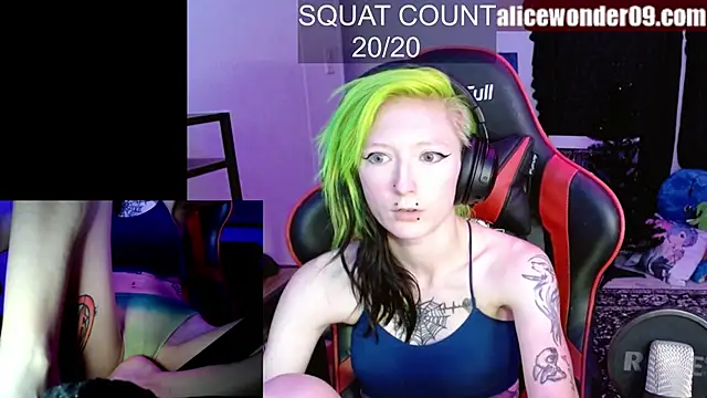 Snapshot of alicewonder09 chatting on November 14, 2025, 5:28 am alicewonder09 online show from November 14, 2025, 5:28 am