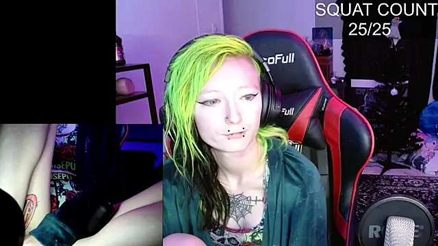 Snapshot of alicewonder09 chatting on November 25, 2025, 5:51 am alicewonder09 online show from November 25, 2025, 5:51 am