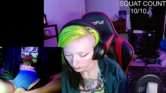 Snapshot of alicewonder09 chatting on November 26, 2025, 5:08 am alicewonder09 online show from November 26, 2025, 5:08 am