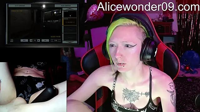 alicewonder09 online show from March 25, 2026, 4:18 am