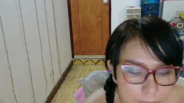 hottplay online show from September 17, 2025, 12:18 pm