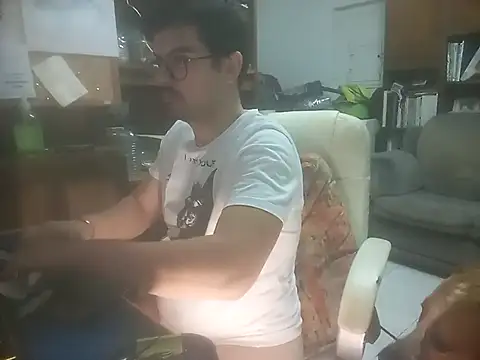 pedrosantos3366 online show from October 5, 2025, 5:06 am