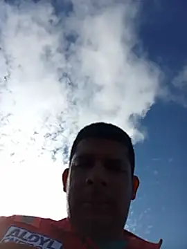 Snapshot of El-reyleon chatting on July 9, 2026, 12:31 pm El-reyleon online show from July 9, 2026, 12:31 pm