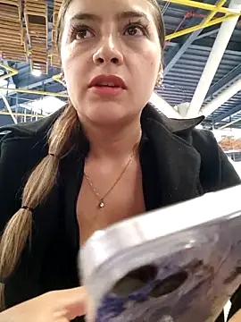 alana 69 online show from February 19, 2025, 3:38 pm