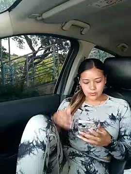 alana 69 online show from November 8, 2025, 2:17 pm