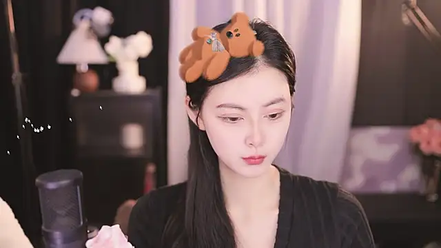 Ocean--Lili online show from January 22, 2025, 2:14 pm