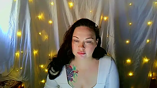 Victoria Marks online show from October 1, 2025, 5:13 am