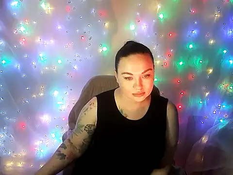 Victoria Marks online show from June 27, 2026, 10:26 pm