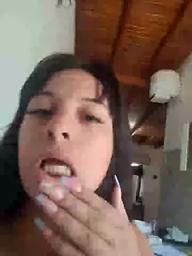 Snapshot of ZaraHoney chatting on January 23, 2025, 3:11 pm ZaraHoney online show from January 23, 2025, 3:11 pm