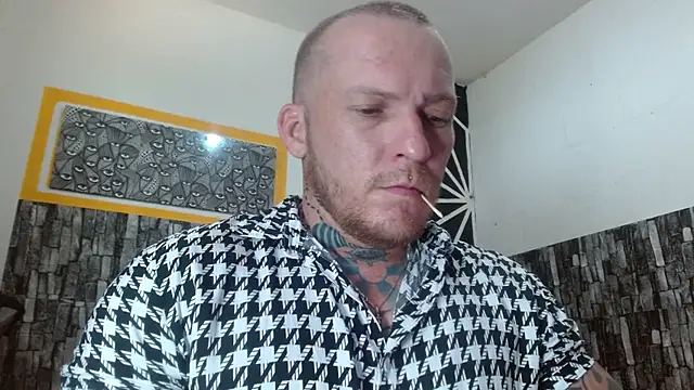 stripnolimits online show from May 15, 2026, 9:55 pm