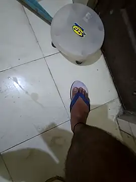 thebrownboi01 online show from March 17, 2025, 11:54 pm