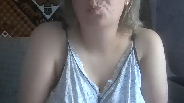 Snapshot of Diana_Britt chatting on July 18, 2026, 3:11 am Diana Britt online show from July 18, 2026, 3:11 am