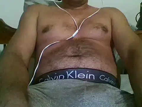 Snapshot of bbccol1 chatting on March 1, 2026, 4:14 am bbccol1 online show from March 1, 2026, 4:14 am